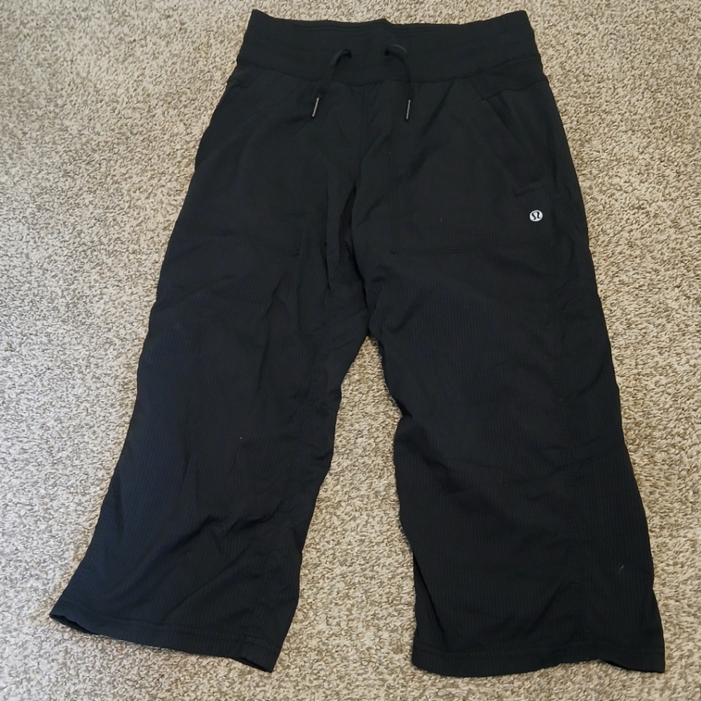Lululemon Athletica Black Capris